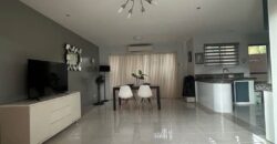 FOR SALE HOUSE WITH POOL