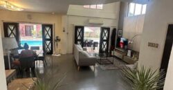 FOR SALE HOUSE WITH POOL