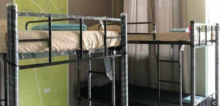 2-Storey Modern House for Sale with Balcony and 6 Door Apartment