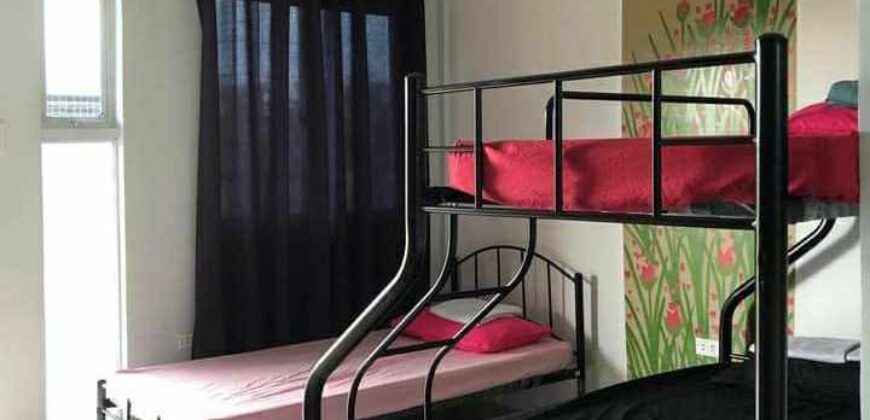 2-Storey Modern House for Sale with Balcony and 6 Door Apartment